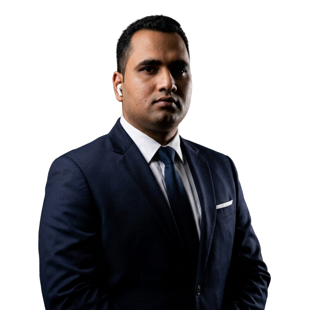 Portrait of a FREEIDIOT consultant in a dark suit